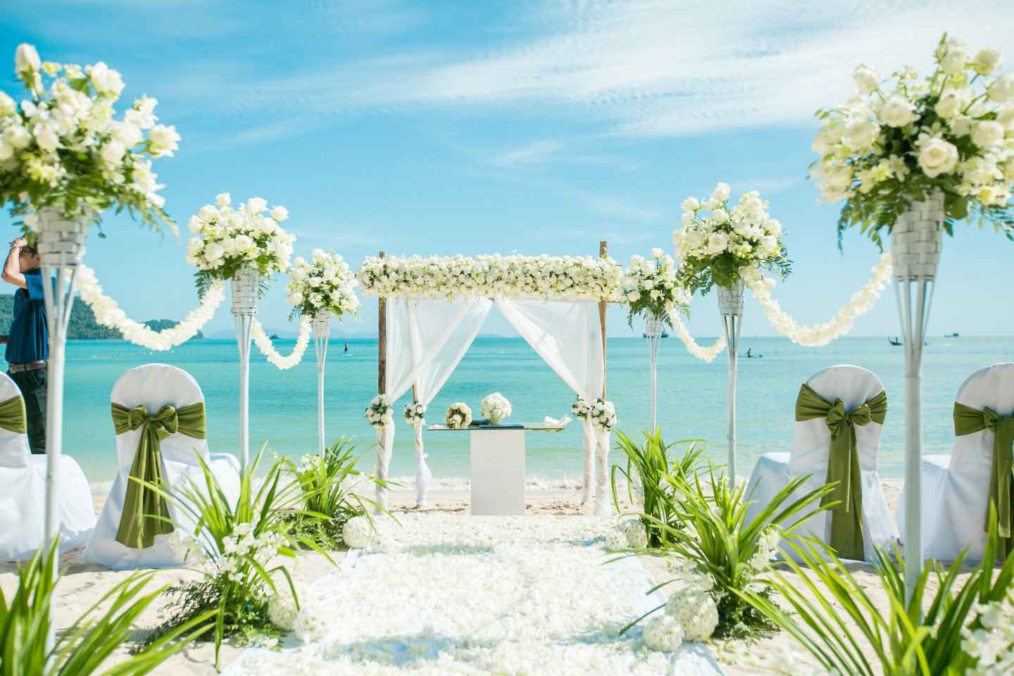 Celebrate your Western Beachside Wedding in Hua Hin